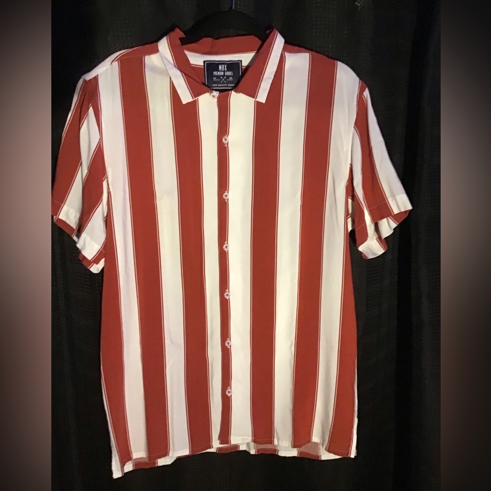Used MBX Men’s Striped Button Up Camp Shirt